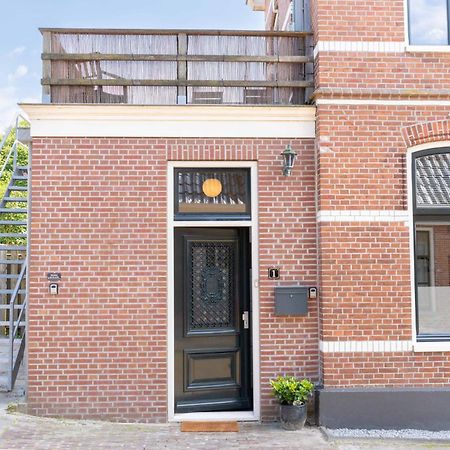 Sfeervol Verblijf In Oude Gemeentehuis Eenrum. Luaran gambar